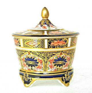 Antique Royal Crown Derby Lidded Box,  Old Imari 1128,  Dated 1911,  1st Quality