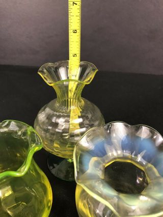 Vintage/ Antique Vaseline Uranium Glass Mini Vases Set Of 3 2