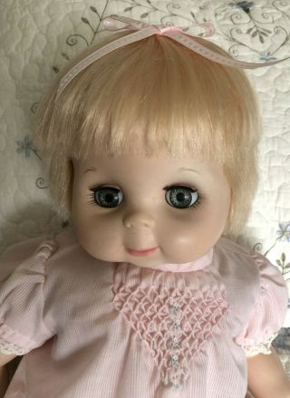 Vintage Vogue Doll Hug - A - Bye Baby 21” Blueish Gray Eyes And Blonde Hair