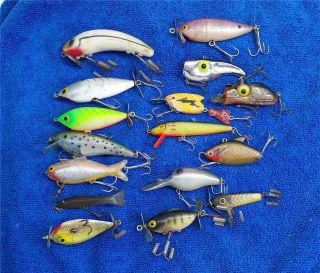 Heddon Sonic And Others 12 Vintage Plastic Crankbait & Topwater Fishing Lures