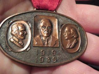 Rt Hon.  William Lyon Mackenzie King 1939 Medallion Royal York Banquet