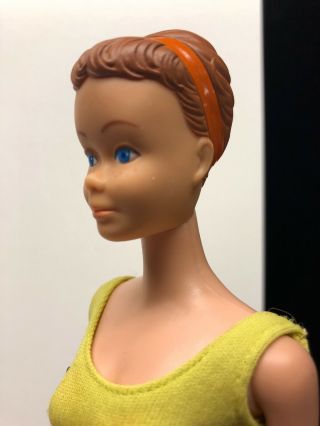 Old Vintage Barbie Midge Doll With Reddish Brown Hair / Yellow Orange Bikini 3
