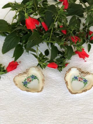 Two Antique Victorian Heart Shaped Hand Painted Gold Rimmed Trinket Dishes 3