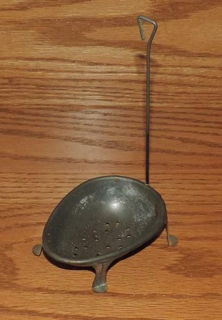 Vintage/antique Tin Metal Footed Egg Shaped Egg Holder/dipper Or Tea Strainer