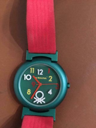 VINTAGE UNITED COLORS OF BENETTON BY BULOVA WATCH QUARTZ RED BAND GREEN FACE 2