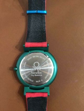 VINTAGE UNITED COLORS OF BENETTON BY BULOVA WATCH QUARTZ RED BAND GREEN FACE 6