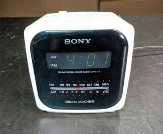 Vintage Sony ICF - C122 Cube Dream Machine AM/FM Alarm Digital Clock Radio w/ Box 2