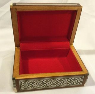 Made in Egypt Inlay Wood And Abalone Shell Intricate Design Box 8