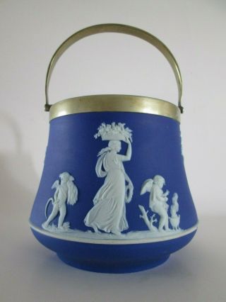 Antique England 1913 Wedgwood Jasperware Blue & White cookie jar with lid 2