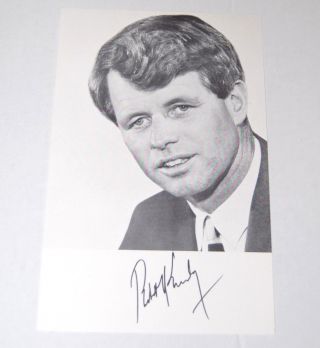 1968 Robert F.  Kennedy Rfk Campaign Flyer Political Button Pinback Presidential