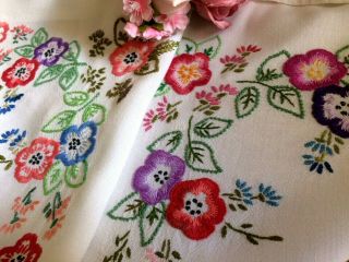 Vintage Rayon Hand Embroidered Tablecloth Pretty Bright Flowers