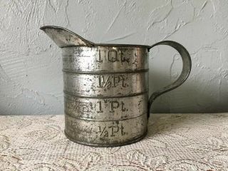 Antique Tin Measuring Cup 1 Quart Qt.  Collectible Kitchenware Vintage