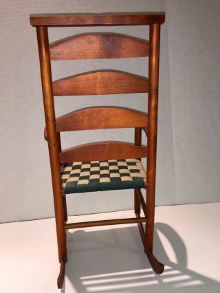VINTAGE DOLL BEAR ROCKING CHAIR SHAKER STYLE WOVEN SEAT DECORATIVE ITEM 45 OFF 4