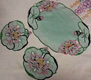 Vintage Linen Hand Embroidered Cut Work Dressing Table Mats/doilies Water Lilies