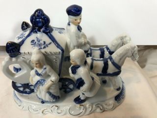Vintage Porcelain Figurine Horse And Carriage Victorian Couple Cobalt Blue/white