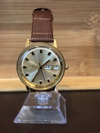 Vintage Timex 26860 - 2772 Men’s Marlin Mechanical Watch.  Band