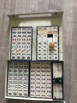 [japanese Antique] Vintage Mahjong Set In Plastic Box.  [from Japan]