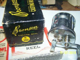 VINTAGE Bronson METEOR Fishing Reel No 2500 w/ box and papers - Jeweled 2