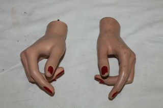 vintage female mannequin hands 3