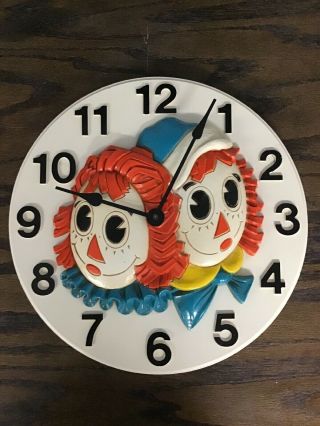 14” Vintage Raggedy Ann & Andy Plastic Clock