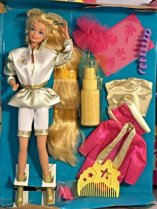 1993 Hollywood Hair Barbie Deluxe Play Set 10928 and Hollywood Hair Ken 4829 3