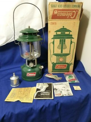 Vintage Coleman 220h Gas Lantern 12/73 Box Pyrex 2 Mantle Floodlight Very Fine A