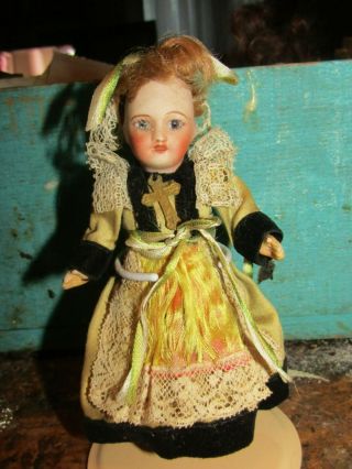 Lovely Antique French Bisque Unis Paris Doll In Origian French Ethnic Costume