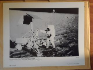 (E - 3279) RARE Apollo 12 Moon Landing - NASA Picture Set 6 - 10 Lithographs 3