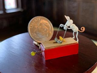 VINTAGE Miniature Dollhouse ARTISAN Mechanical Pull Toy THE MUSCULAR MOUSE 7