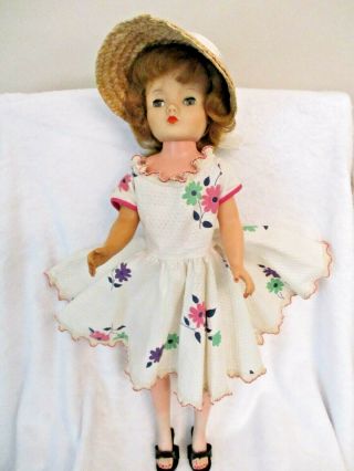 Vintage Revlon - Cissy Type 20 Inch Fashion Doll,  Late 1950s,  Bendable Knees 2