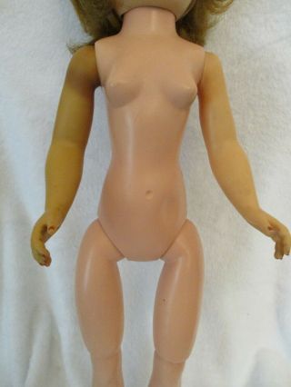 Vintage Revlon - Cissy Type 20 Inch Fashion Doll,  Late 1950s,  Bendable Knees 4