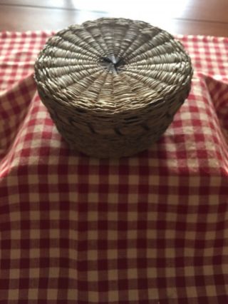 Antique Sweet Grass Handwoven Round Basket With Lid