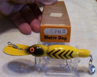 Plastic Bomber Water Dog Lure 09/07/18pots Box 1702