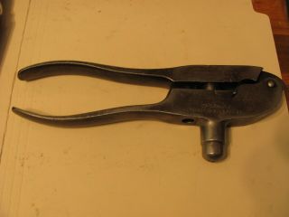 Antique Winchester 25 - 20 Wcf Bullet Mold,  1882