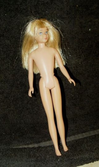 Estate Vintage 1963 Mattel Barbie Shiny Blonde Hair Skipper Straight Leg Doll