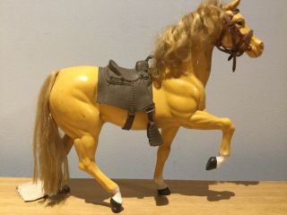 Vintage " Dallas " Barbie Doll Golden Palomino Horse,  W/ Saddle 1980 80s Toy