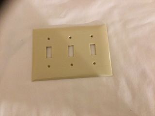 Vintage Ivory Smooth Bakelite 3 Toggle Triple Wall Light Switch Plate Cover