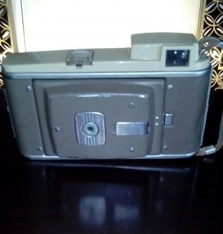 Vintage antique Polaroid Land Camera Model 80A 1958 Beige and Brown 3