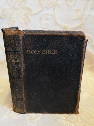 Antique Book Of The Holy Bible Containing The Old And Testaments - C1920