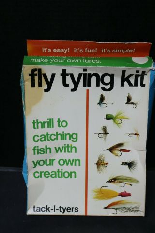 Vintage Tack - L - Tyers Fly Tying Kit - Complete - Literature Dated 1946