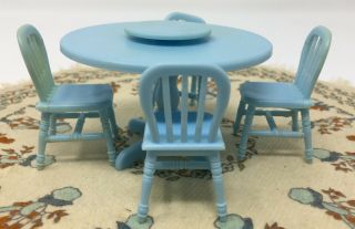 Vtg 1982 Dollhouse Miniature Cpg Blue Plastic Table & 4 Chairs Made In Hong Kong