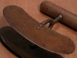 Antique Heavy Duty Carbon Steel Old Time Chef ' s Mezzaluna Chopper Knife 4