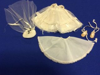 Vintage Vogue Ginny Doll Bridal Outfit Dress Shoes Veil Petticoat