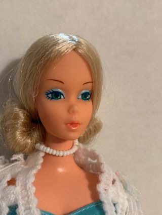 Vintage Barbie QUICK CURL DELUXE Doll With Blue Dress TNT Body NEAR 2