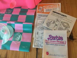 Barbie Ice Cream Shoppe.  1986.  Vintage. 7