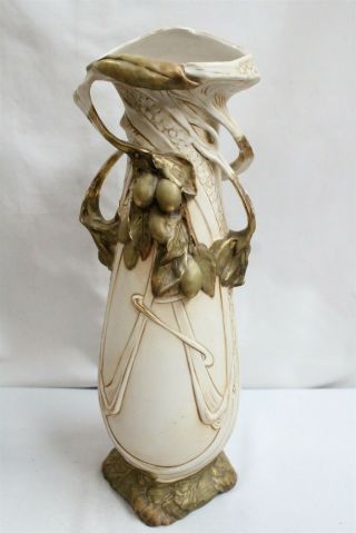 Art Nouveau Royal Dux Twisted Gold Leaves Berries Stylized Handle Porcelain Vase 3