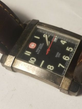 Vintage Wenger SAK Design Swiss military mens watch 093.  0848 battery runs 3