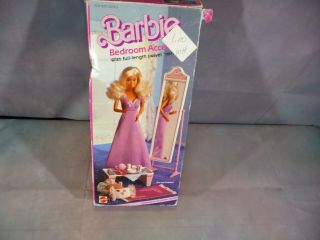 Vintage Mattel 1985 Barbie Bedroom Accents 2375