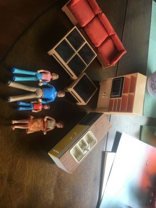 Tomy Vintage 70’s Dollhouse Living Kitchen Room Furniture Family Dolls