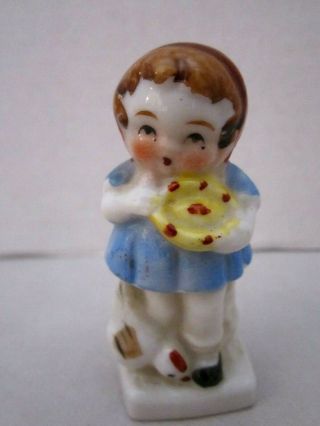 Dollhouse Miniature Antique Girl Feeding Chickens Porcelain Vtg.  Japan.  2.  75 " T
